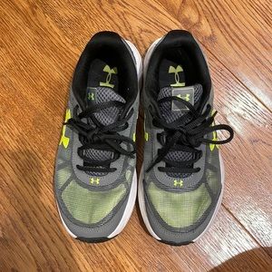 Boys Under Armour Sneakers